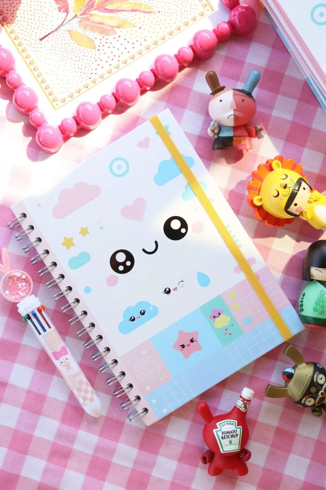 Victoria's Journals Sert Kapak Spiralli Defter 17x24 cm 90 gr. 96 yp. Noktalı Hover