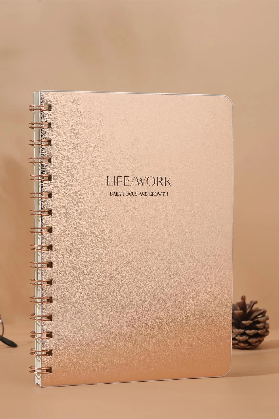 Victoria's Journals Vegan Deri Esnek Kapaklı Planlayıcı A5 100 gr 128 Sayfa Life&Work Rose Gold