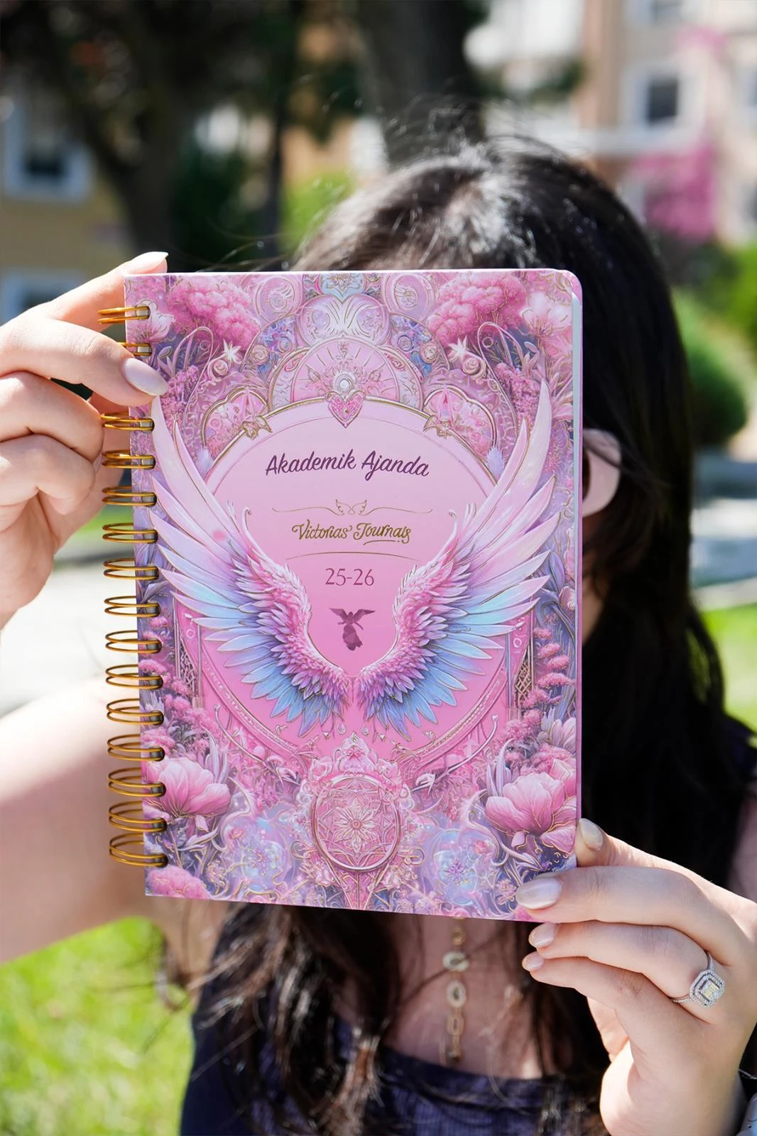 Victoria's Journals Celestial Wings Mistik Melek Kanatlı A5 Spiralli Akademik Ajanda 2025-2026 - Motivasyon Sayfalı